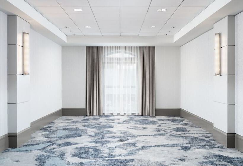 בית מלון כפרי The Westin Book Cadillac Detroit