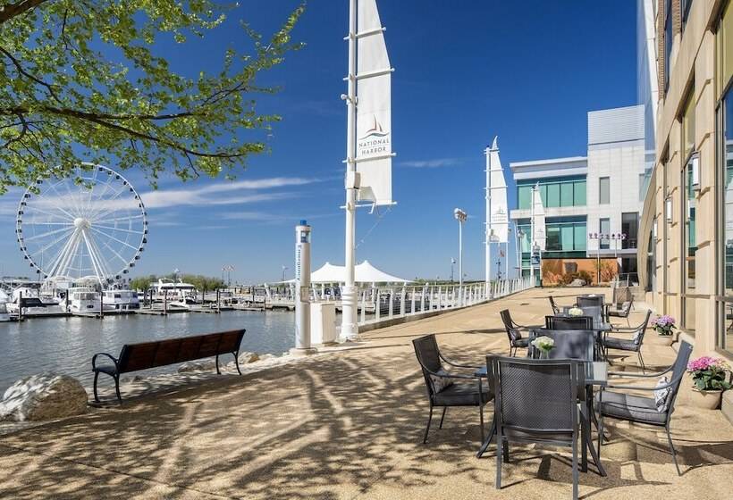 Отель The Westin Washington National Harbor