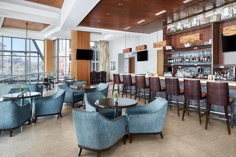 Отель The Westin Washington National Harbor