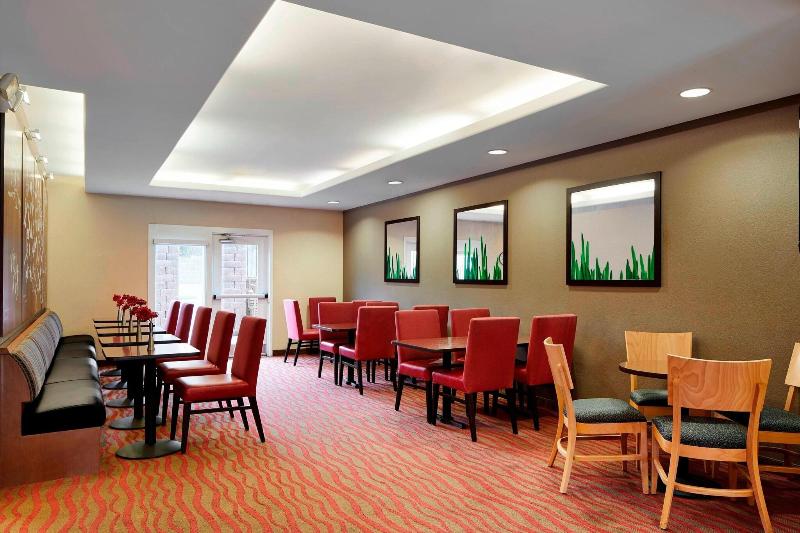 فندق Towneplace Suites By Marriott Harrisburg Hershey