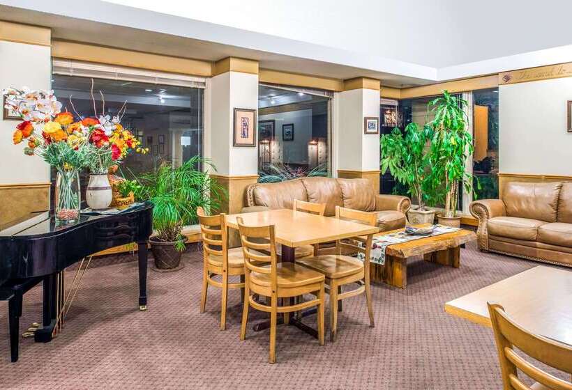 בית מלון כפרי Travelodge By Wyndham Kalispell