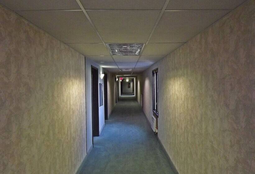 בית מלון כפרי Travelodge By Wyndham Kalispell