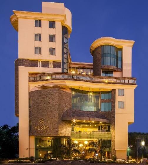 فندق Vesta International
