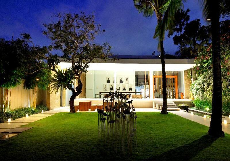 Отель Uma Sapna