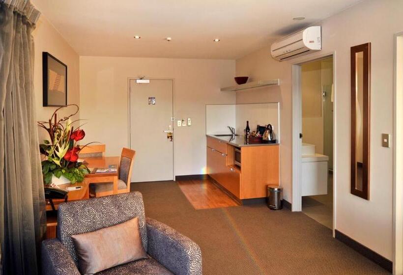 酒店 Wai Ora Lakeside Spa Resort