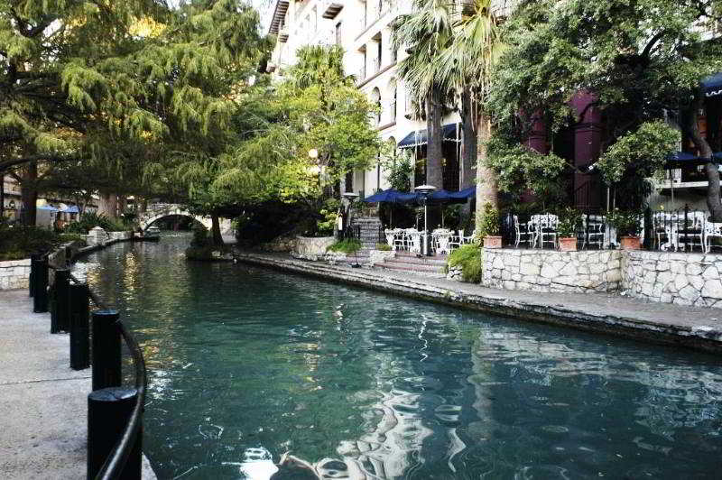 فندق Club Wyndham Riverside Suites