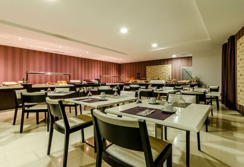 בית מלון כפרי Yit Via Sevilla Mairena