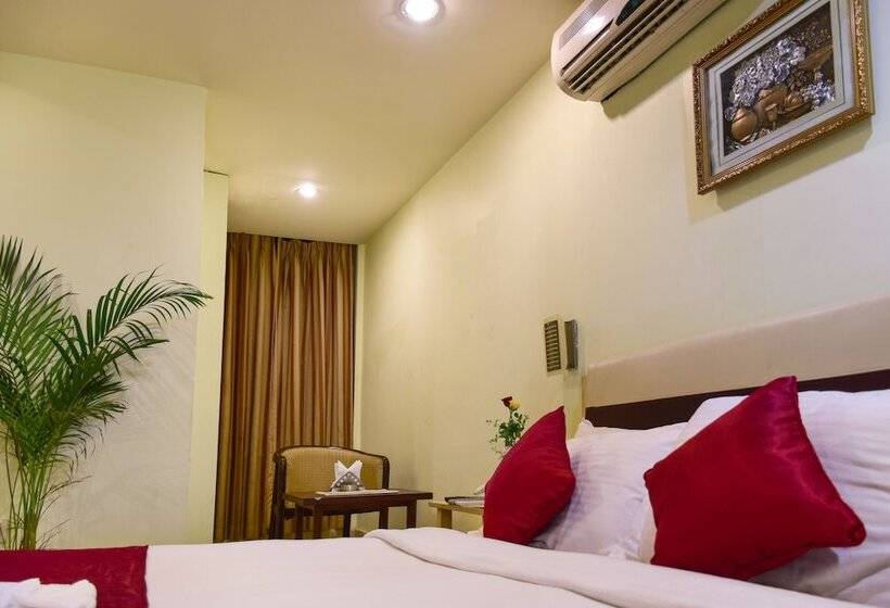 هتل Zo Rooms Ameerpet Satyam