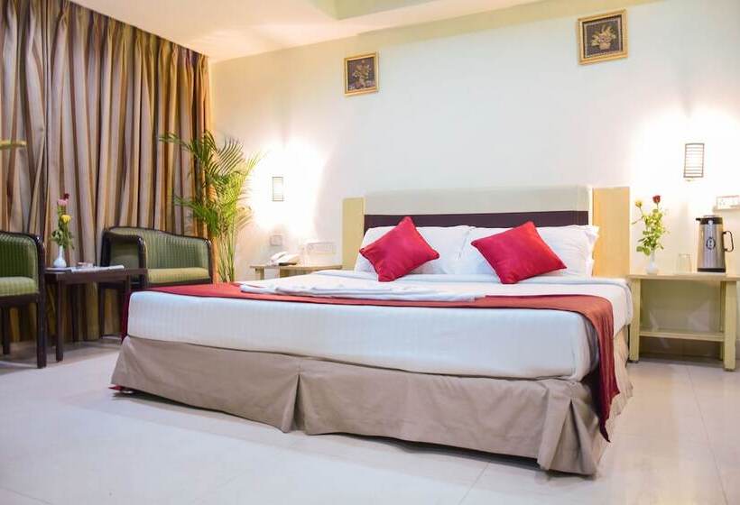 هتل Zo Rooms Ameerpet Satyam