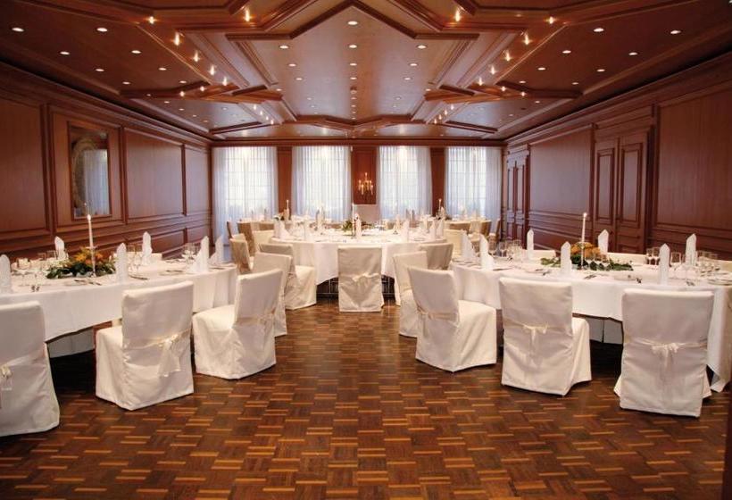 فندق Zunfthaus Zu Wirthen