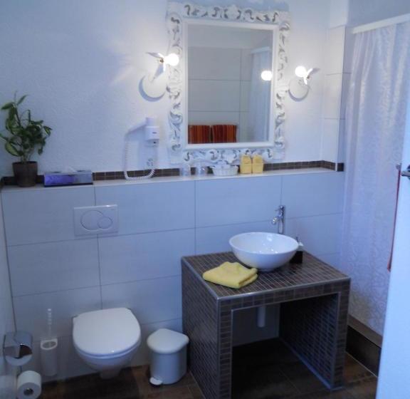 فندق Zunfthaus Zu Wirthen