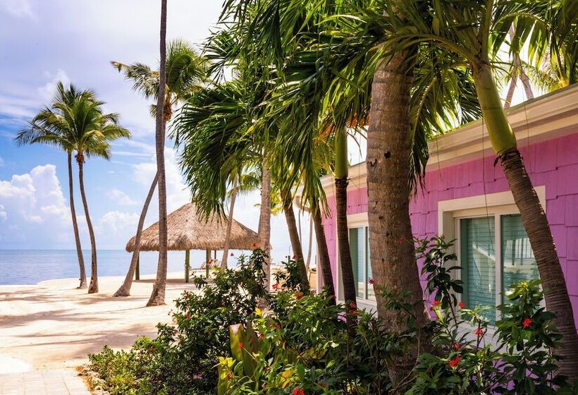 La Siesta Resort & Villas