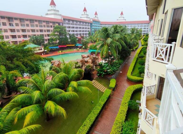 Lotus Desaru Beach Resort