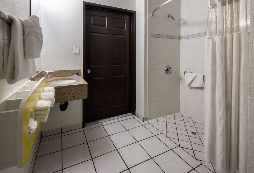 Motel 6 Canoga Park, Ca