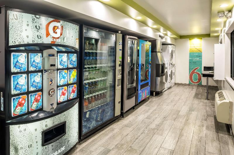 Motel 6 Canoga Park, Ca