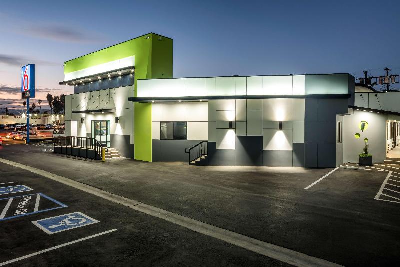 Motel 6 Canoga Park, Ca