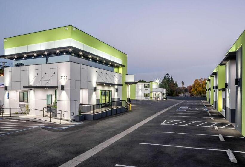 Motel 6 Canoga Park, Ca