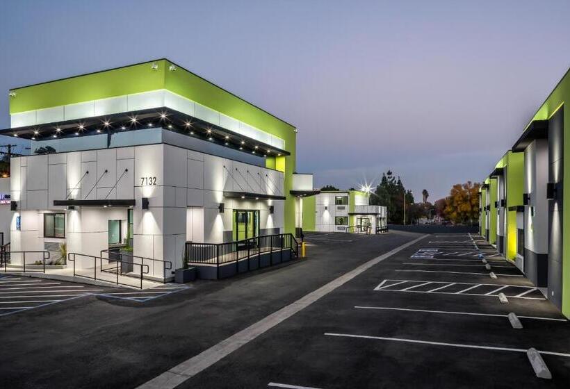 Motel 6 Canoga Park, Ca