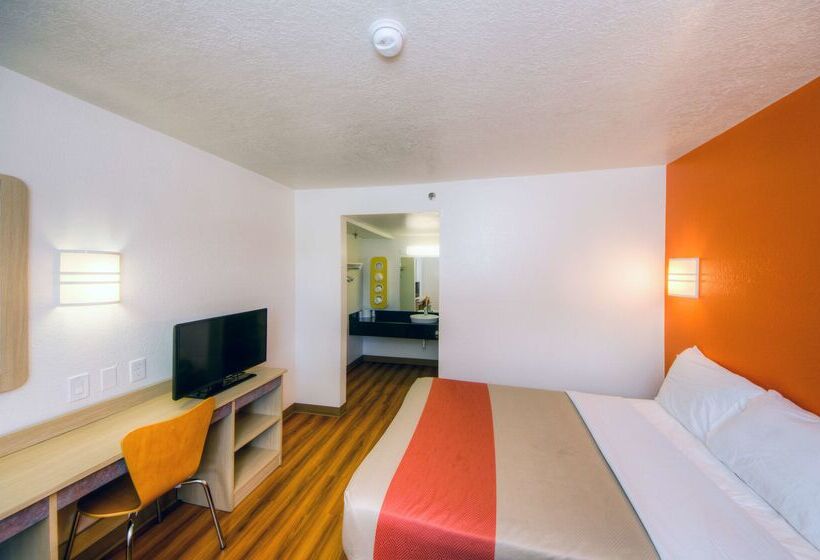 Motel 6 Bradenton, Fl