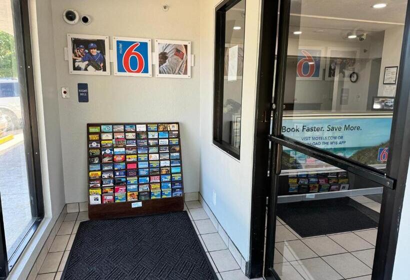 Motel 6 Bradenton, Fl