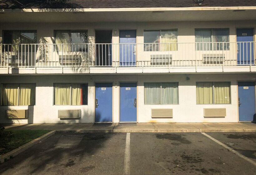 Motel 6jacksonville, Fl  Orange Park