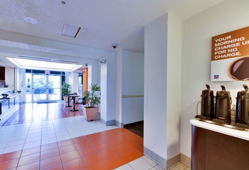 Motel 6lewisville, Tx  Dallas