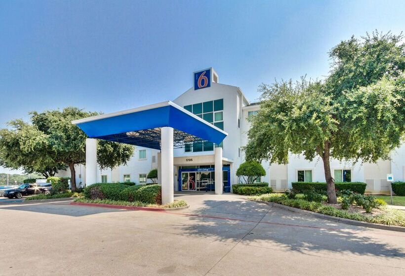 Motel 6lewisville, Tx  Dallas