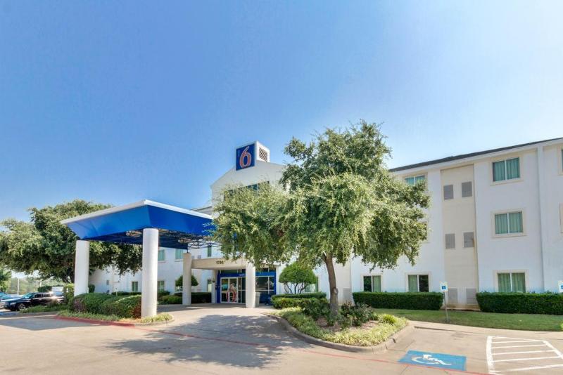 Motel 6lewisville, Tx  Dallas