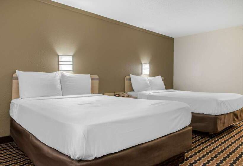 فندق على الطريق Rodeway Inn