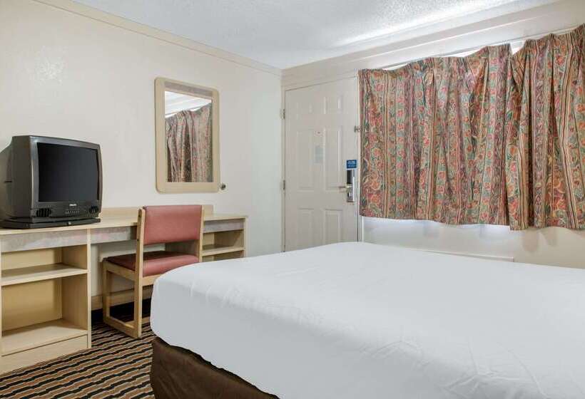 فندق على الطريق Rodeway Inn