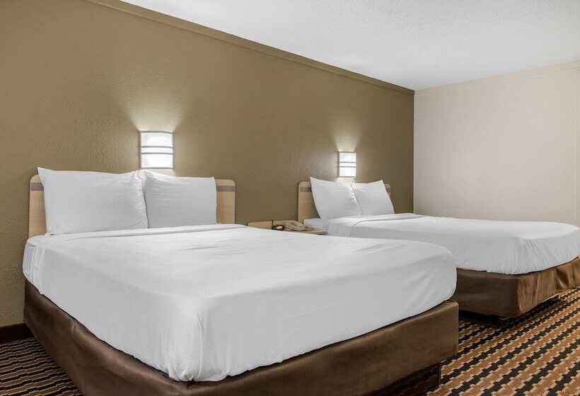 فندق على الطريق Rodeway Inn