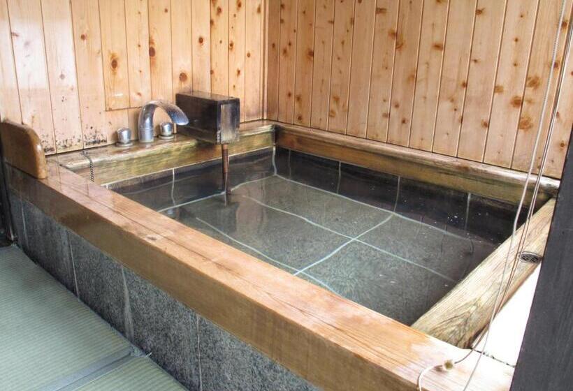 Okada Ryokan Warakutei