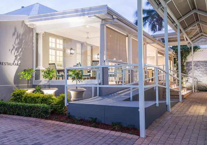 Quarters Hotel Avondale Road