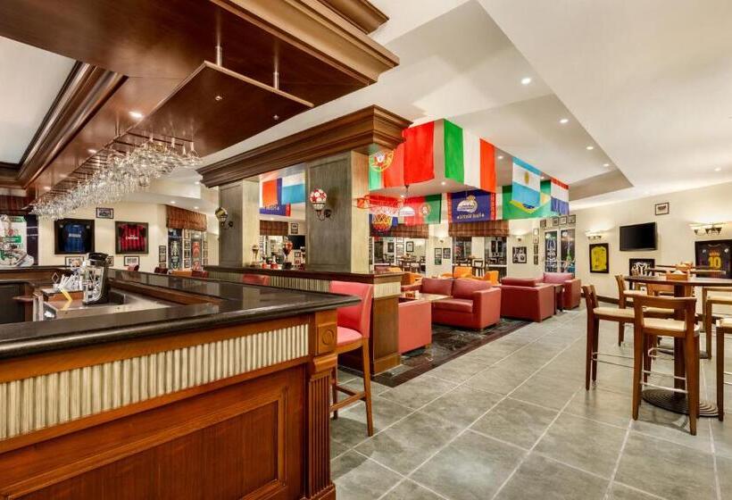 استراحتگاه Wyndham Garden Salalah Mirbat