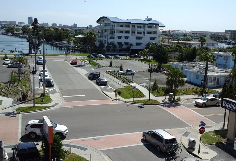 فندق على الطريق Beachwalk Inn