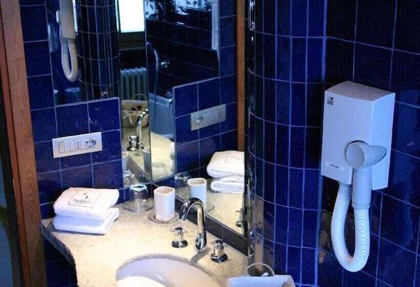 Shackleton Mountain Resort