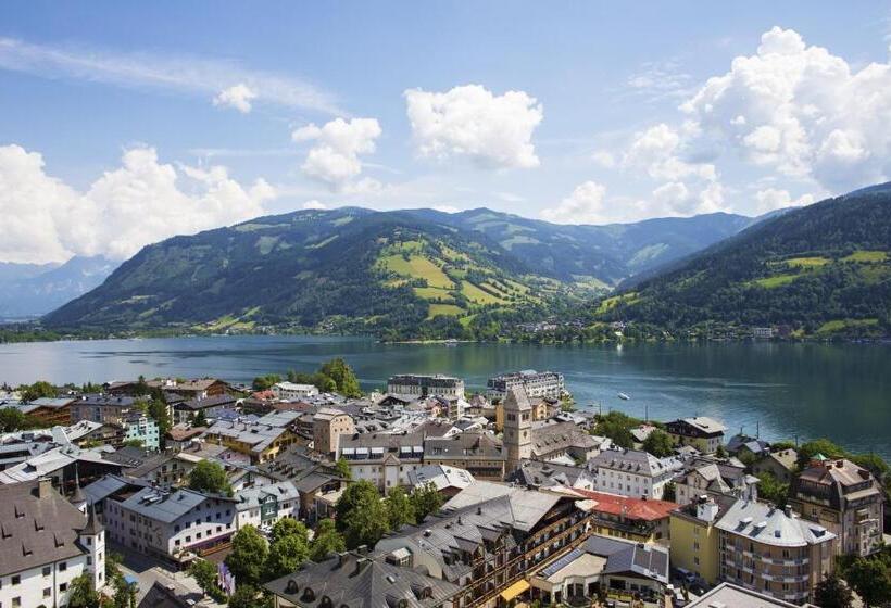 Alpenparks Hotel & Apartment Central Zell Am See