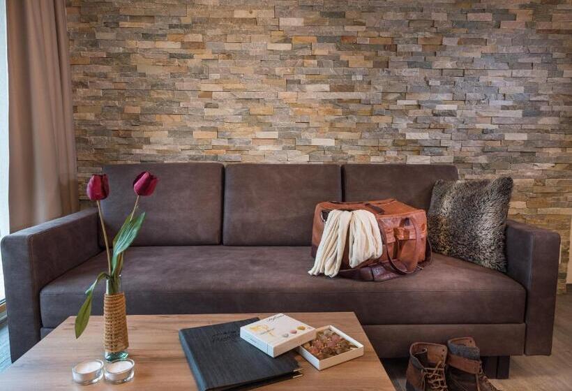 Alpenparks Hotel & Apartment Central Zell Am See