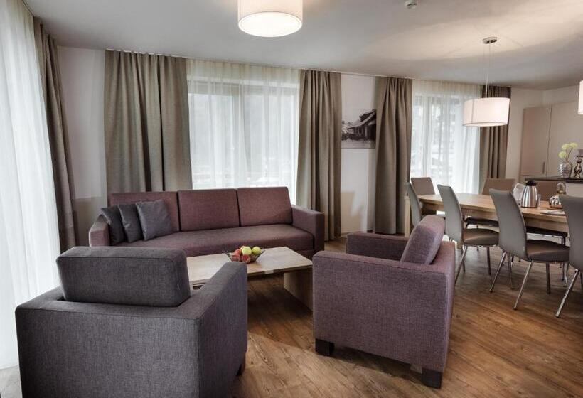 Alpenparks Hotel & Apartment Central Zell Am See