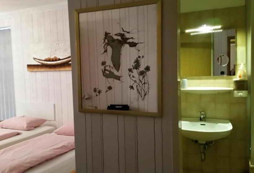 Am Hallenbad Hotel Garni