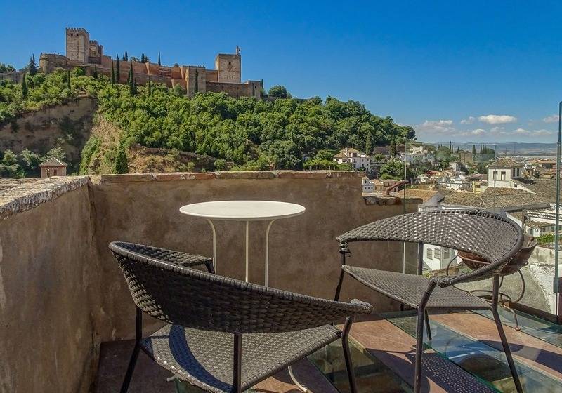 Apartamentos Alhambra