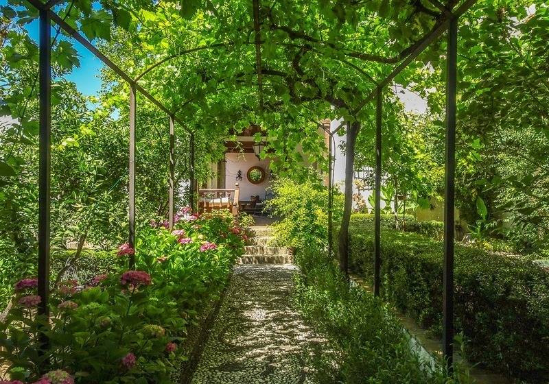 Apartamentos Alhambra