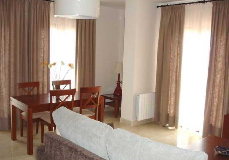 Apartamentos Los Nebrales