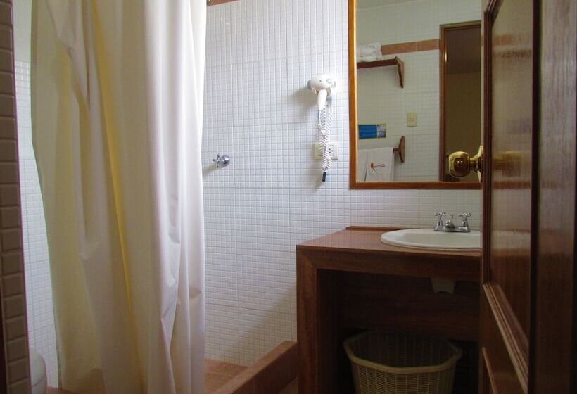 تختخواب و صبحانه Eco Hotel Pension Alemana