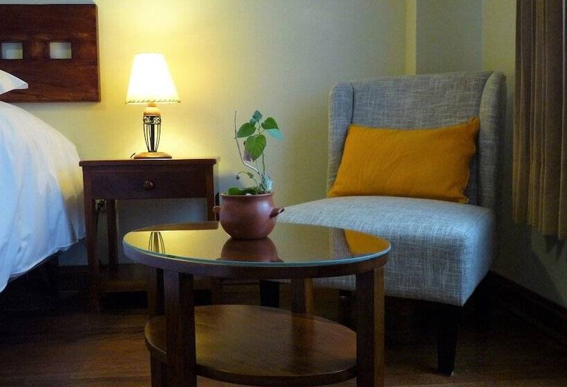 تختخواب و صبحانه Eco Hotel Pension Alemana