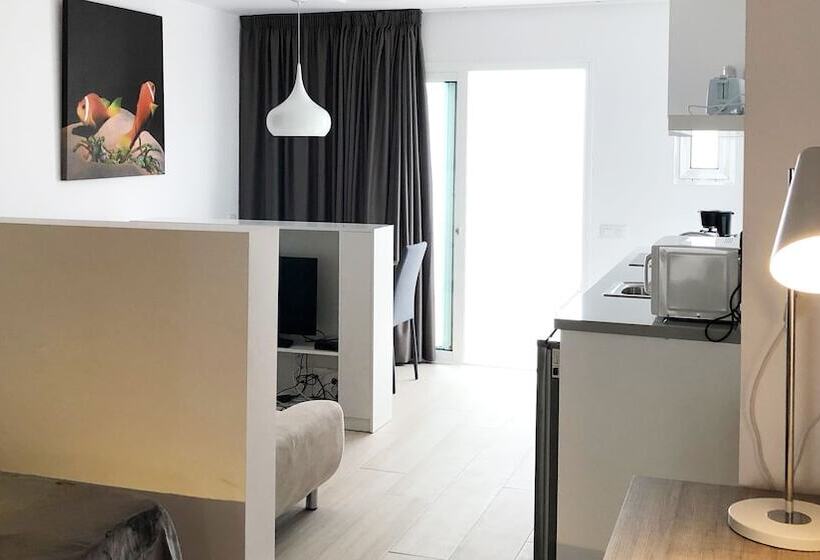 Calypso Boutique Apartments