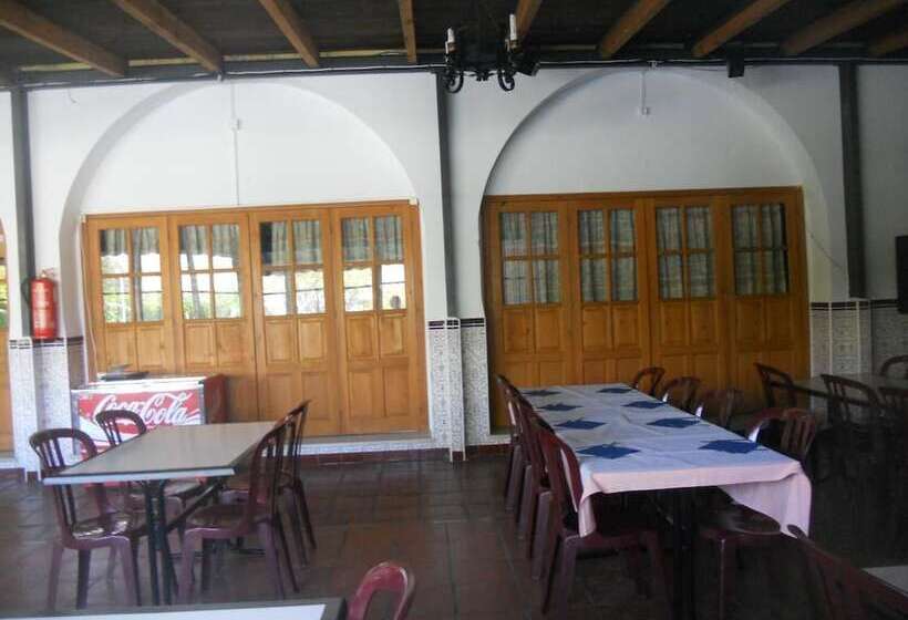 Camping Fuente De Piedra