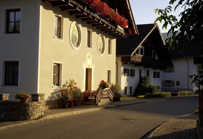 Die Lilie / Hotel Garni