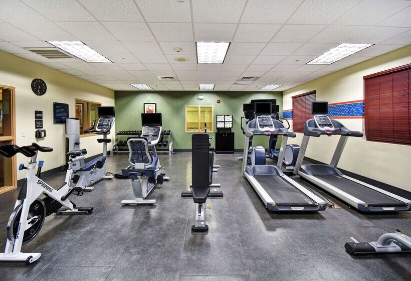 Hampton Inn & Suites Folsom