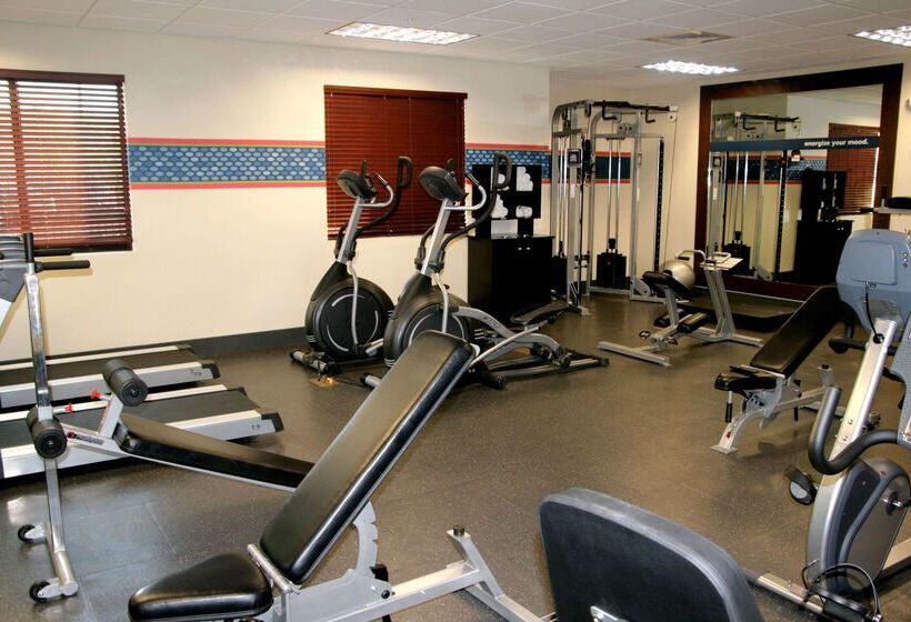 Hampton Inn & Suites Folsom